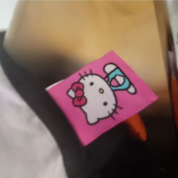 Hello Kitty Top🐍 - Picture 2 of 8